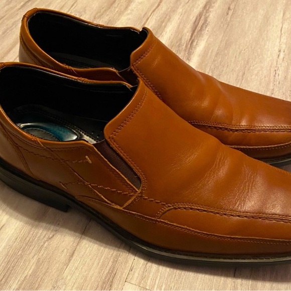 Men's Brown Leather Slip-On Shoes - Picture 2 of 3